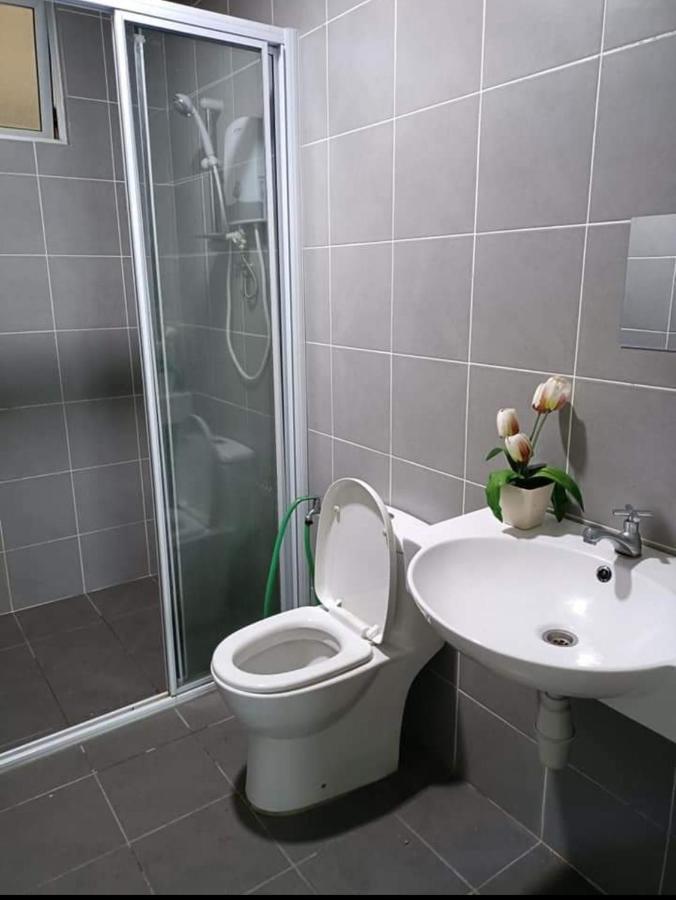 Cikta'Z Homestay Southville City Bangi Kampong Tangkas エクステリア 写真